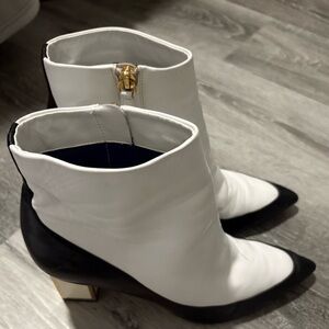 White& black leather ankle boots